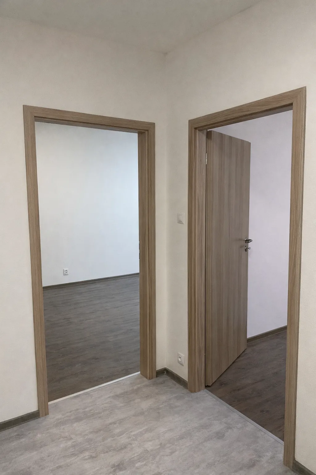 Byt 2+1 po rekonstrukci — Skvrňany — foto 4