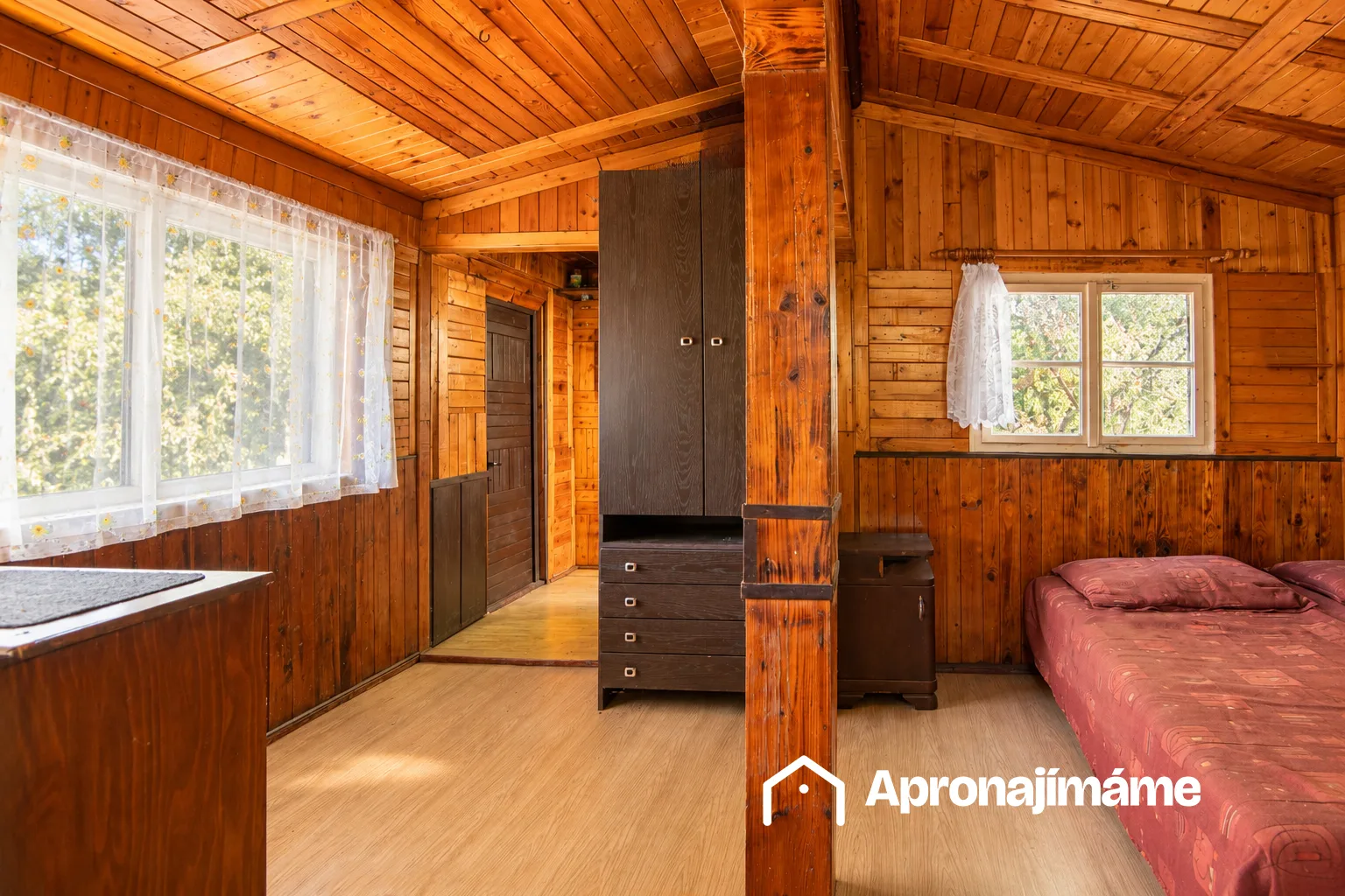 Rekreační chata ve skále u řeky — Újezd nade Mží — foto 4